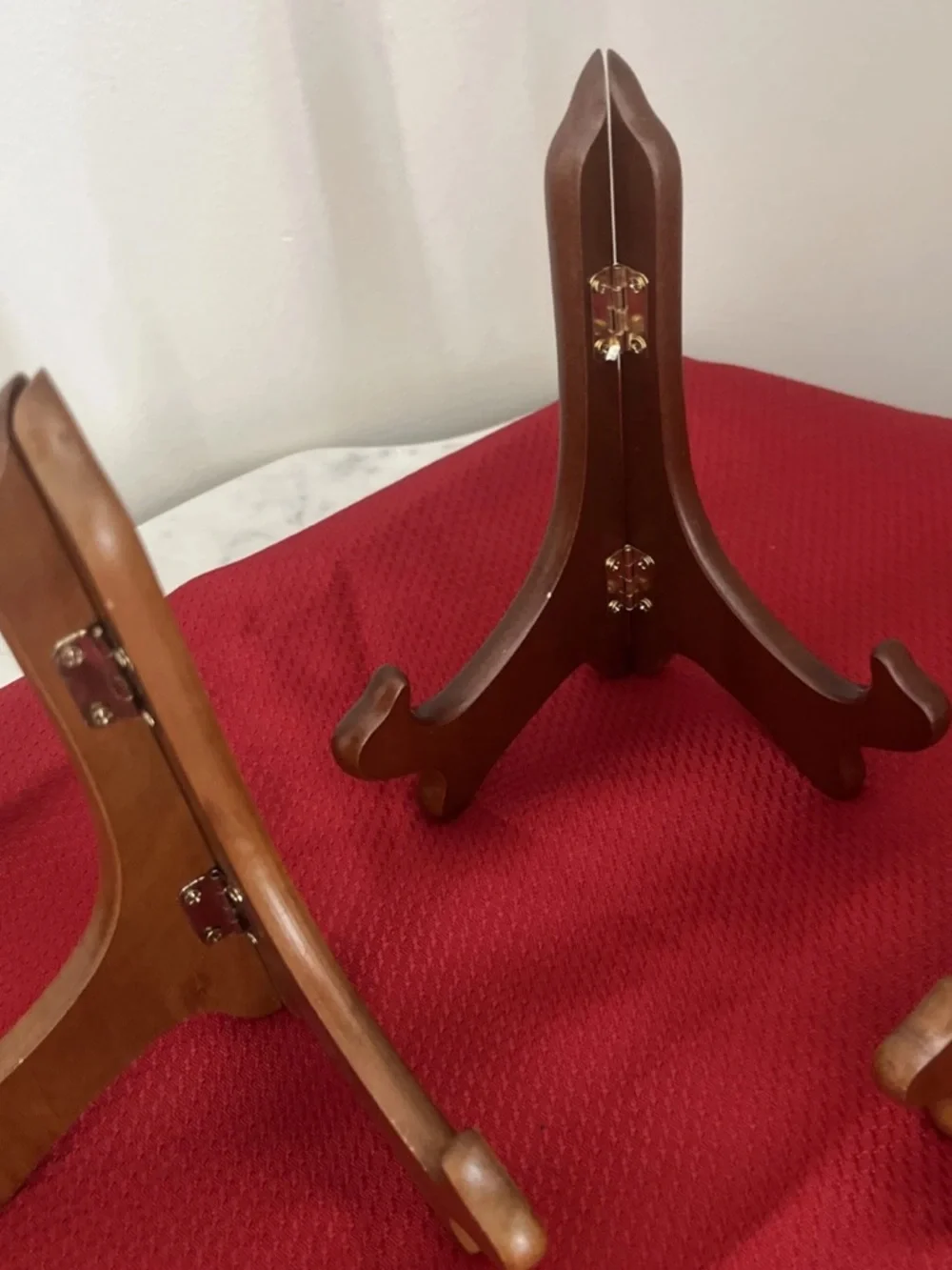 Lot 3 Wooden Hinged Plate Holders Stands Easels - Picture 2 of 10